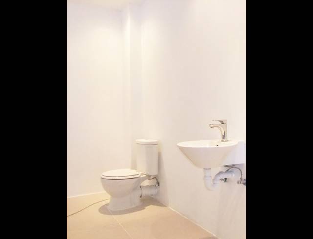 1 bed property to rent in WOODSTOCK